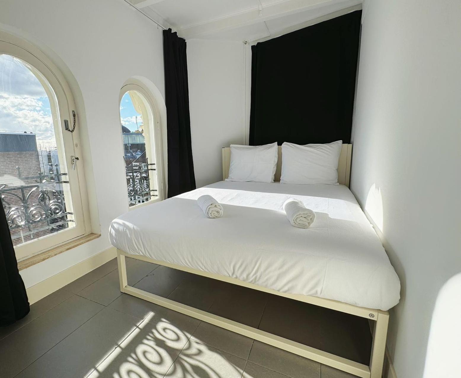 Cs Hotel Амстердам Экстерьер фото